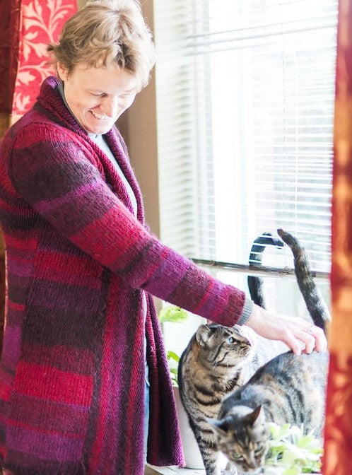 Mosaic artist MaartjedeBoer with her cats